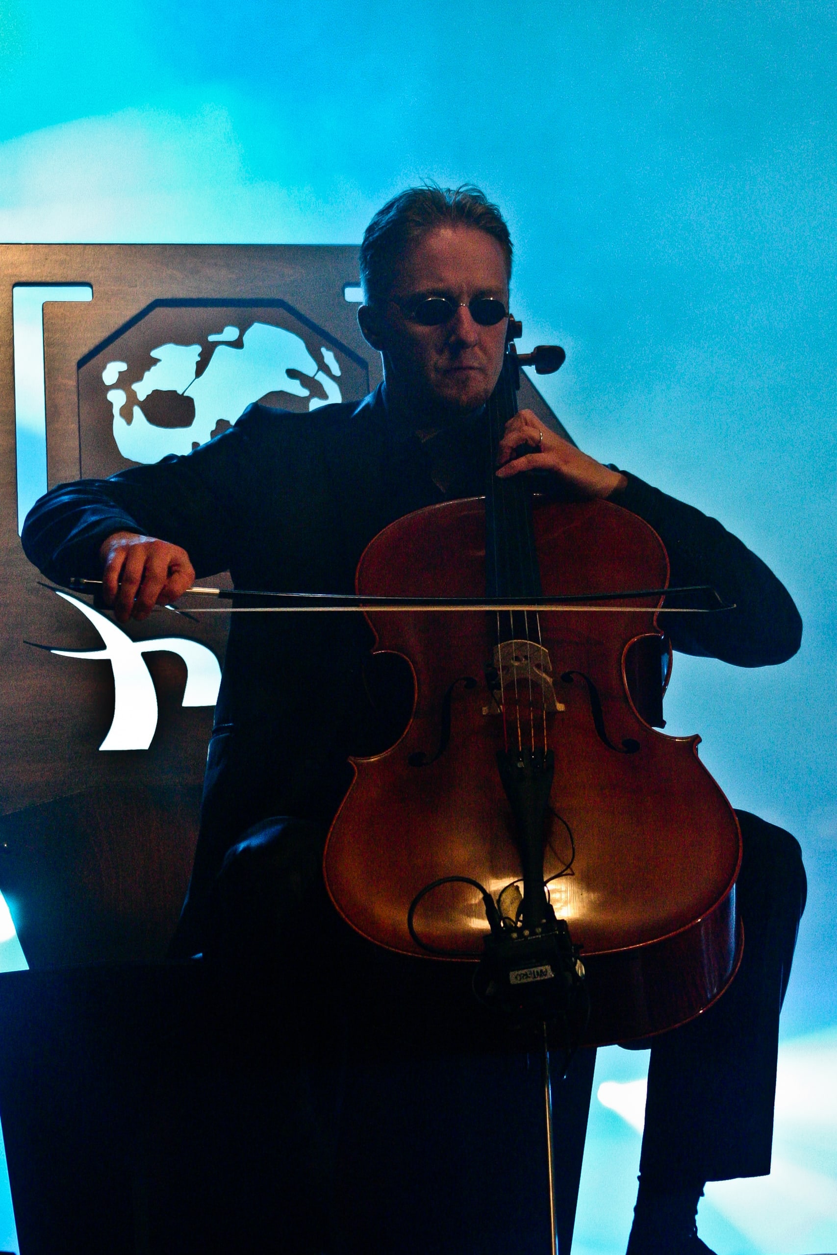 LIAMUD Apocalyptica Rotonde Hirson 20050521 3779